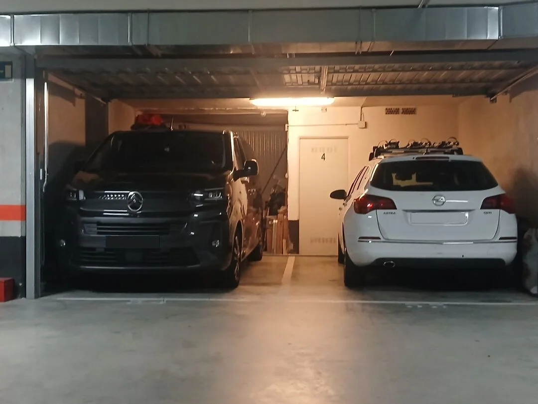 Double garage with storage, 40.7 m²
