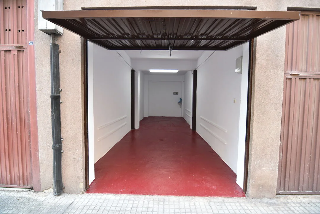Garaje a pie de calle, Zeleta