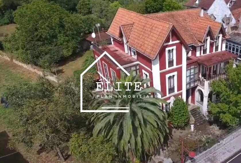 Casa histórica en Ampuero con 10 habitaciones