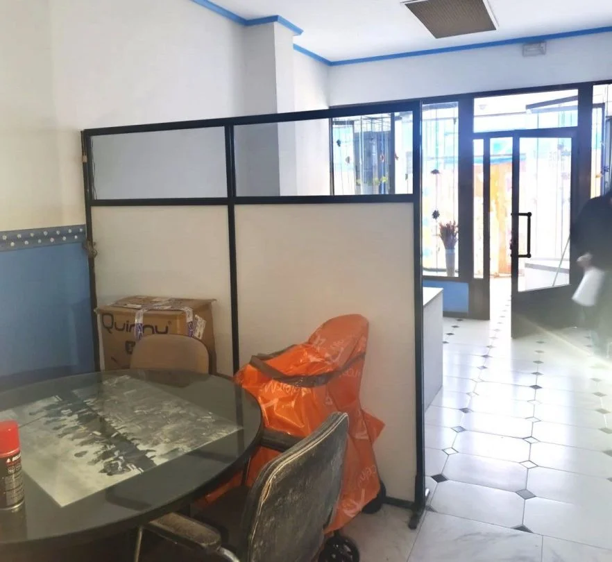 Local comercial cerca del cine, 65 m²