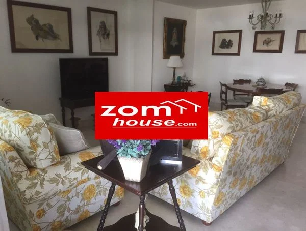Good-condition Manilva apartment, three bedrooms