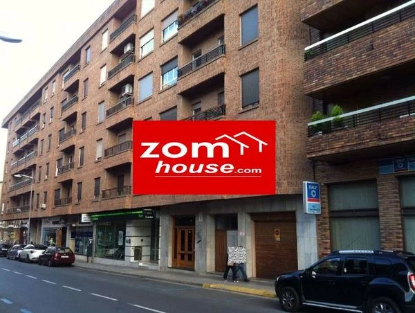 Tenanted top-floor flat in Calahorra