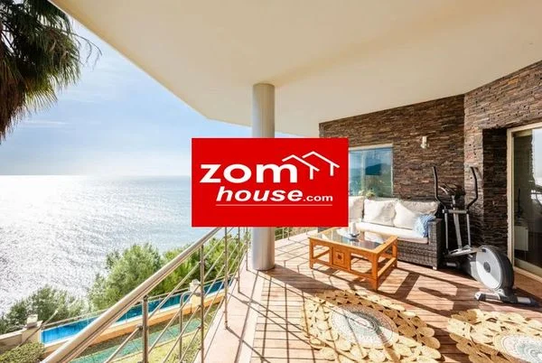 Piso con vistas al mar cerca de la playa de Torrox