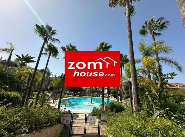 Piso cuidado en Marbella con piscina