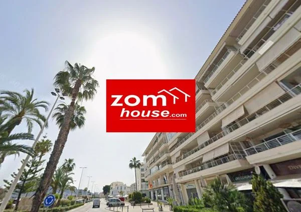 Bright Altea beachfront flat, 4 bedrooms