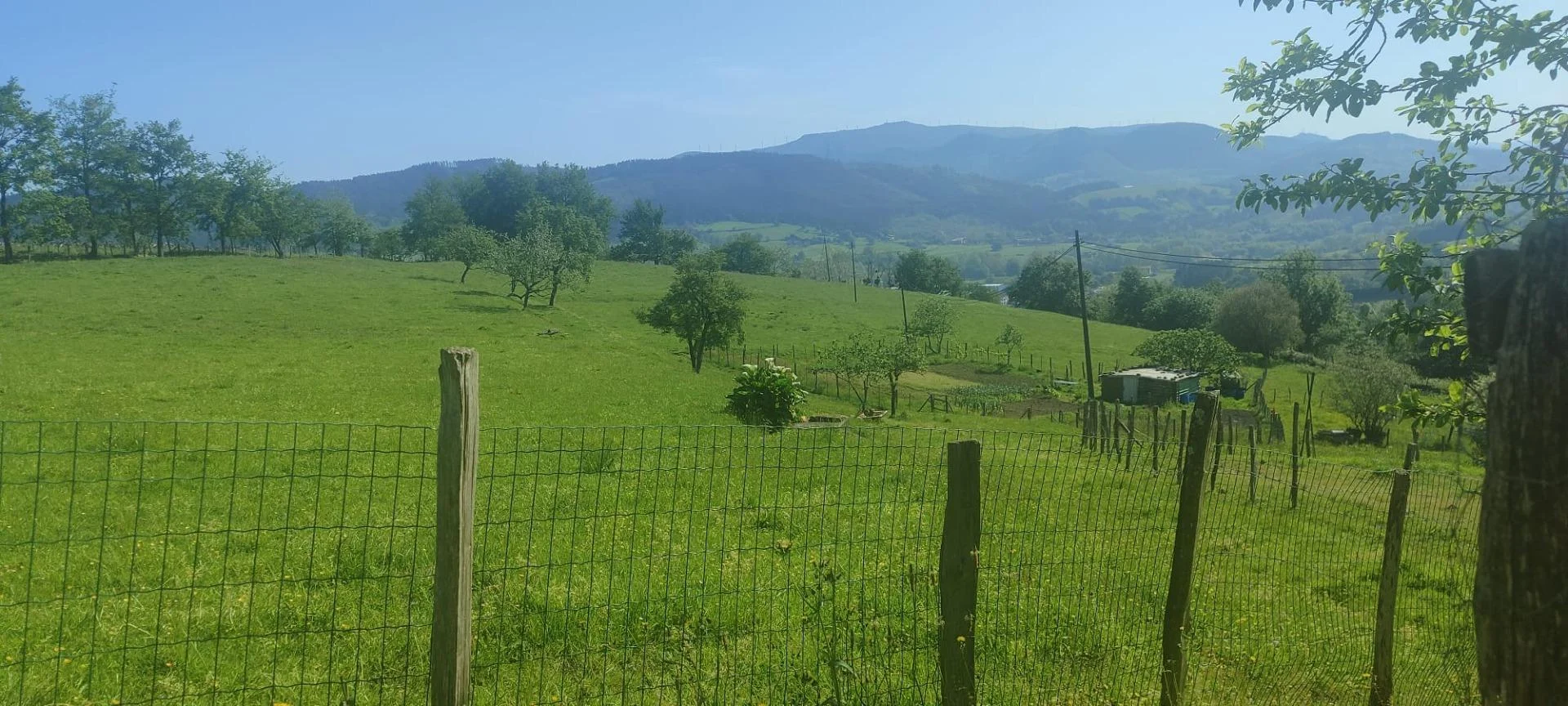 Farmhouse with 6 bedrooms, mountain views