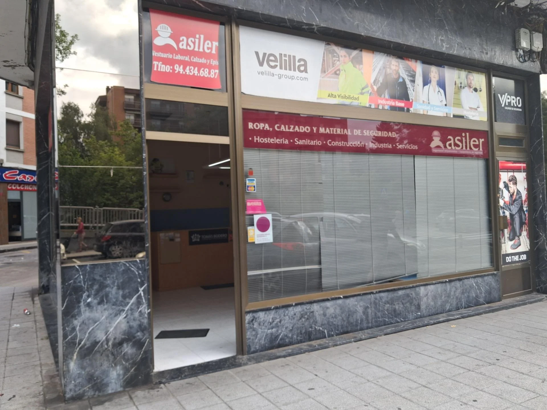 Central commercial premises, 74 m²