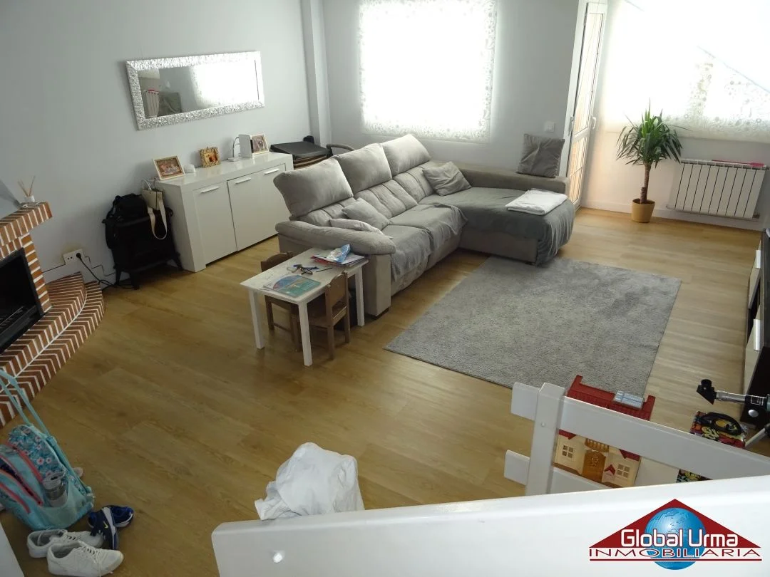 Three-bedroom corner townhouse in Guriezo