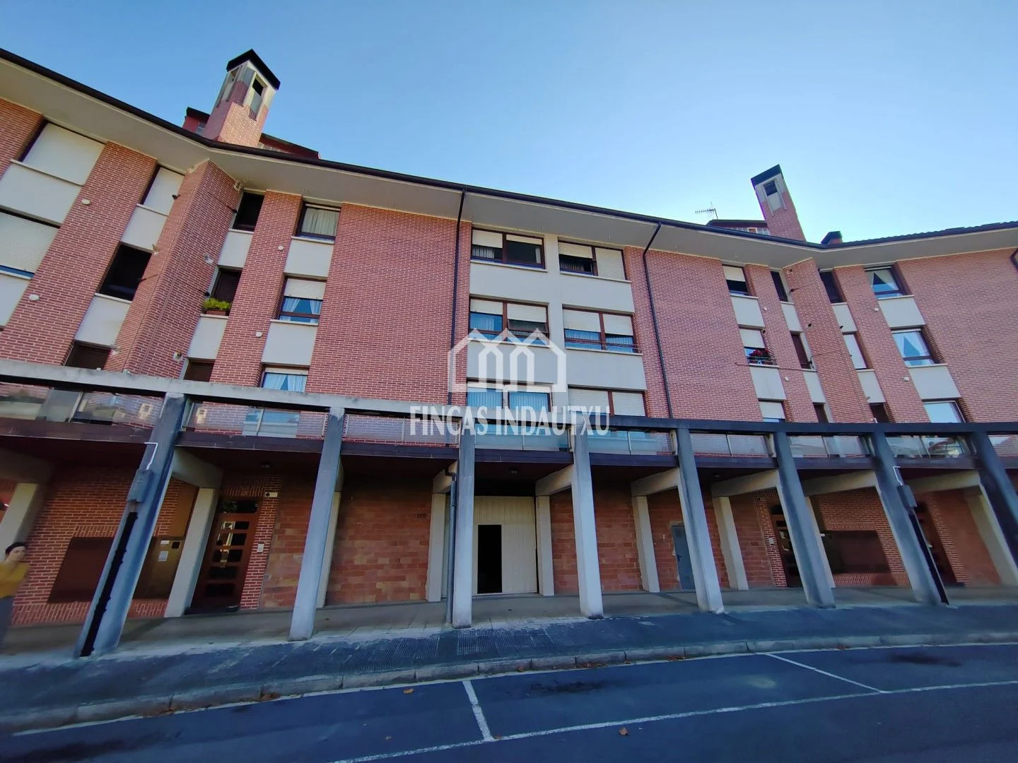 Local comercial a pie de calle, 128 m²