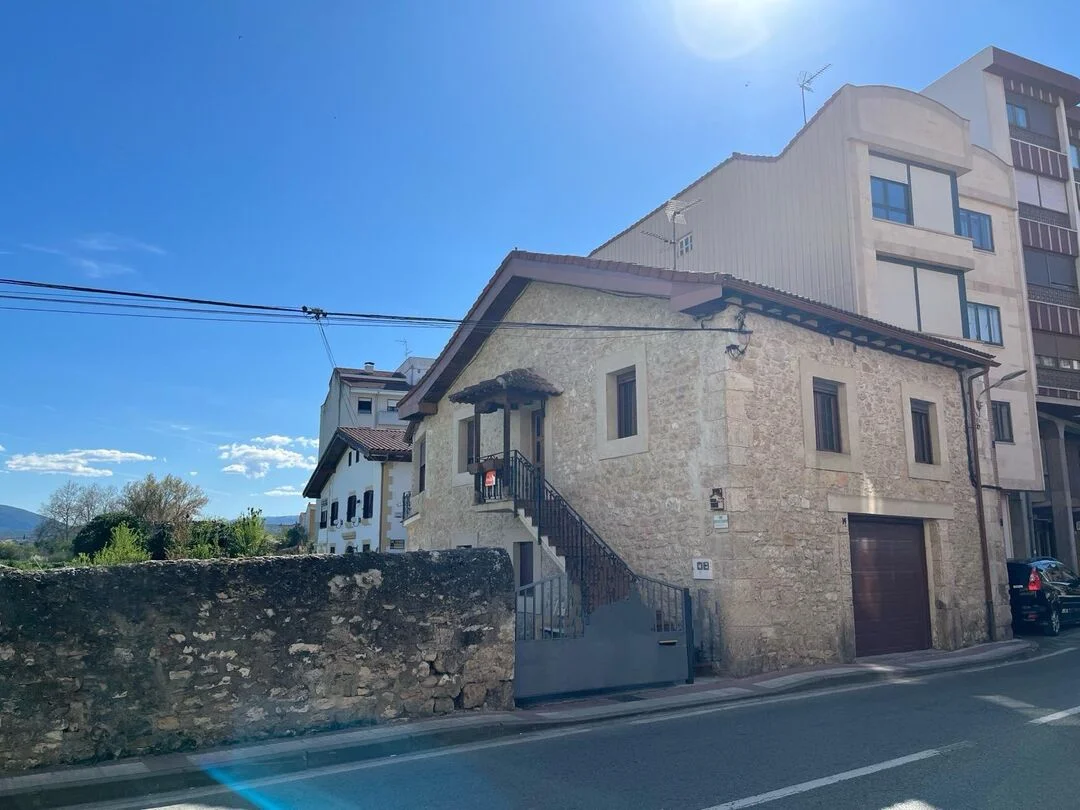 Casa rural en funcionamiento en Villarcayo