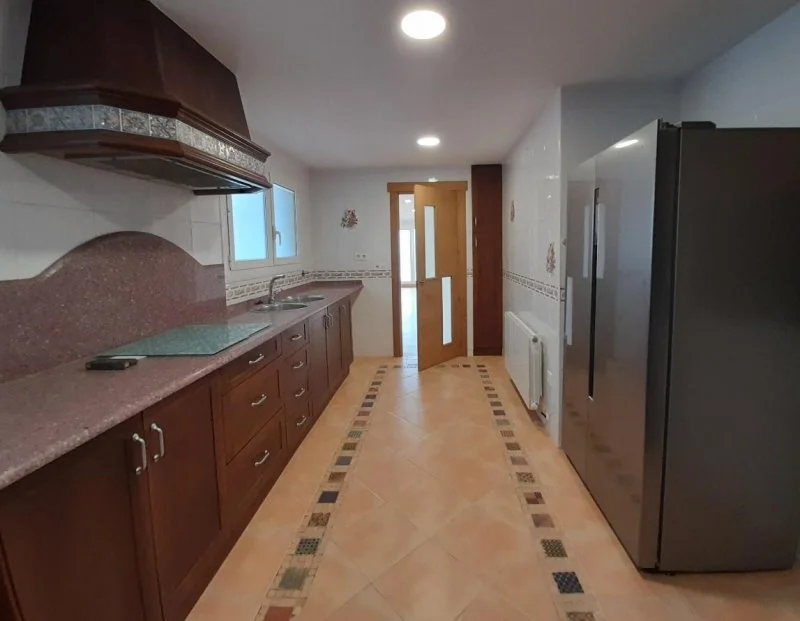 Spacious Urdaibai flat with sea views