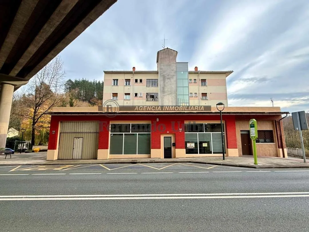 Local comercial a pie de calle, 166 m²