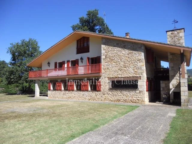 Large chalet near Murgia, seven bedrooms