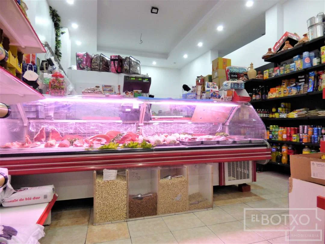 Local comercial vacío de 72 m²