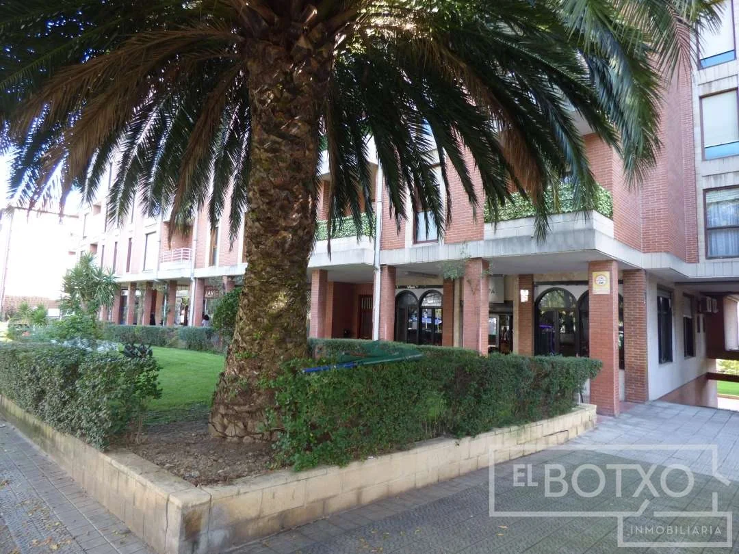 San Adrián commercial unit, 52 m²