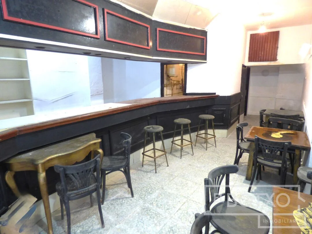 Street-level Bilbao commercial unit, 41 m²