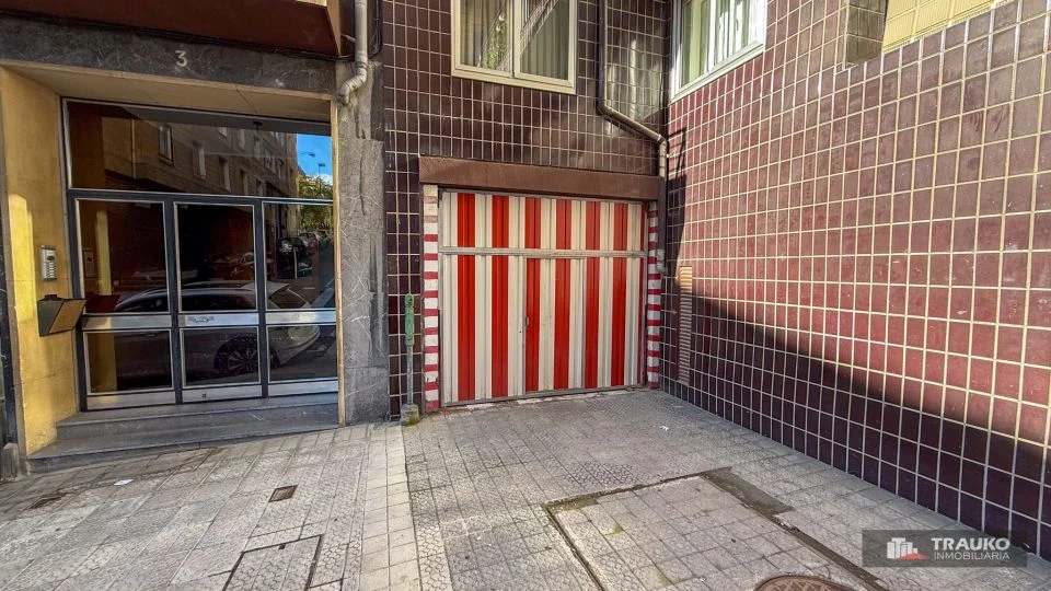 Local comercial de 130 m² a pie de calle en Miribilla