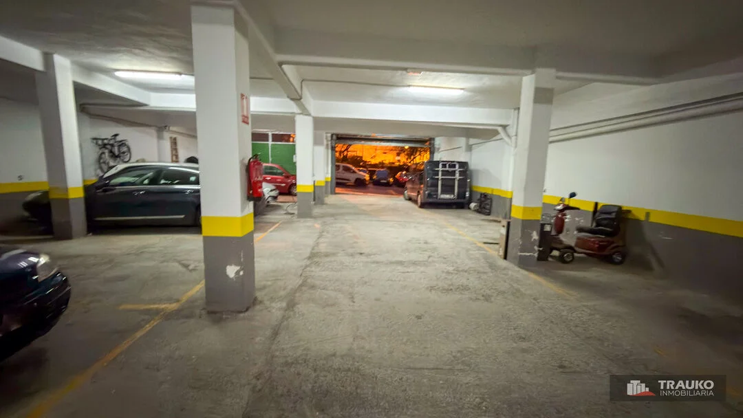 Plazas de garaje de 10 m² en Uribarri