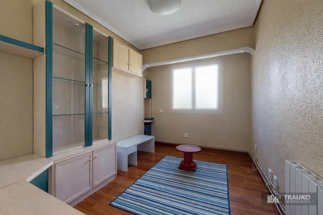 Bright Zurbaran flat, 2 bedrooms