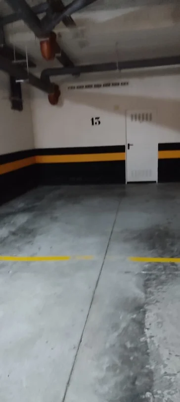 Double garage with storage in Mendibile