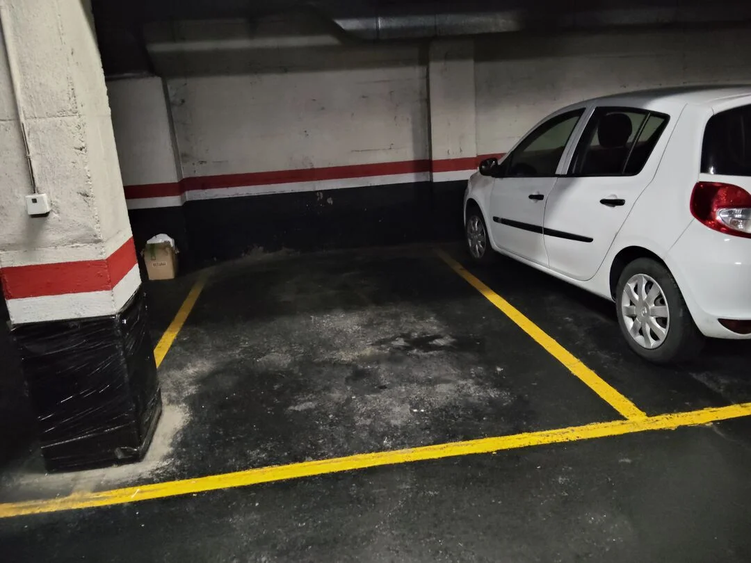 Garaje en primera planta para coche