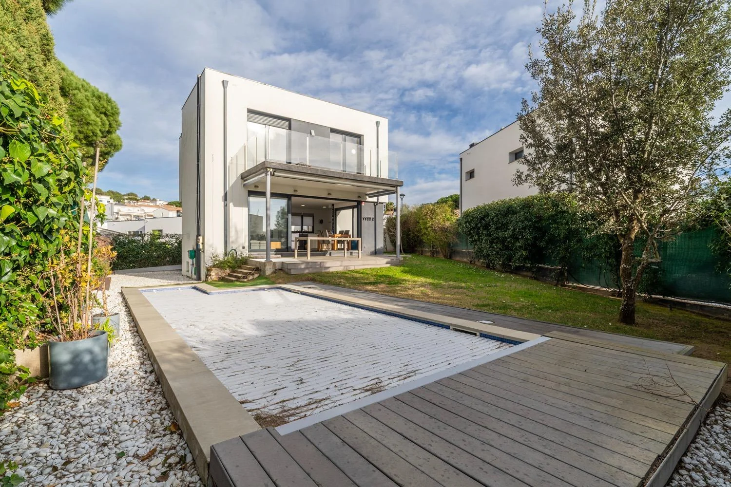 Tourist-licensed house near beach