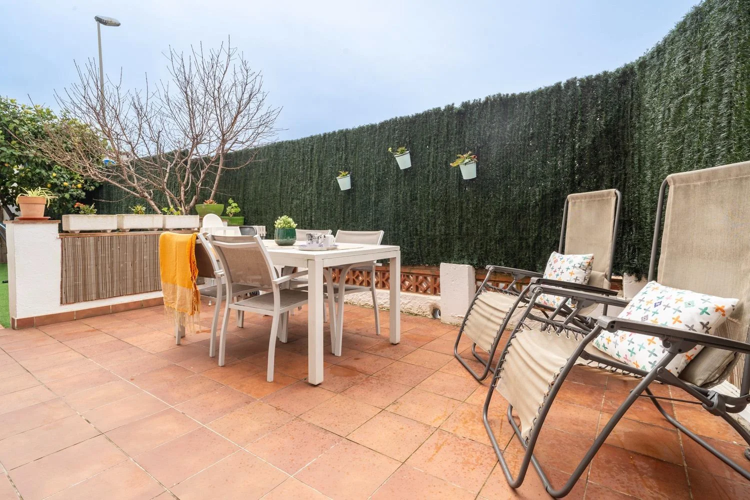 Piso en planta baja con jardín privado