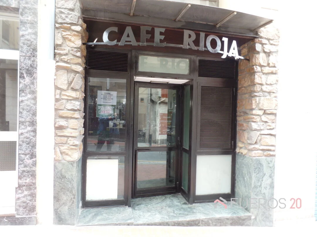 Reformed bar in Lasesarre, 120 m²