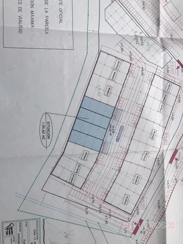 Four Kareaga industrial units, 300 m² each