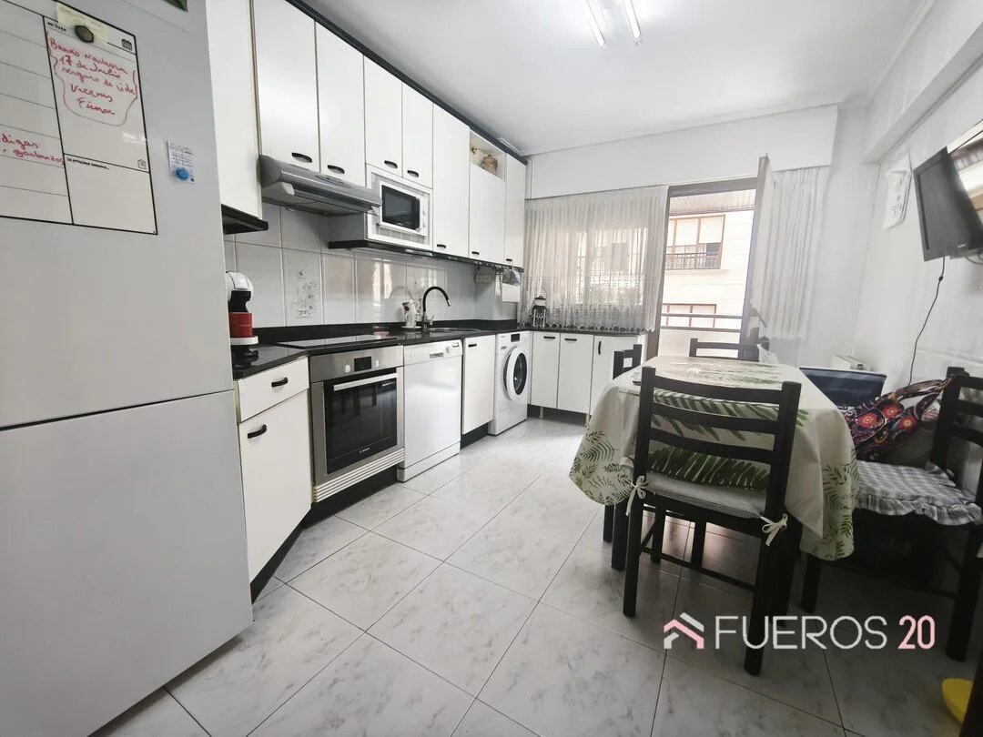 Renovated Lasesarre flat, 3 bedrooms