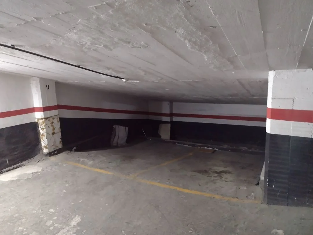 Parcela de garaje en Uribarri junto al metro
