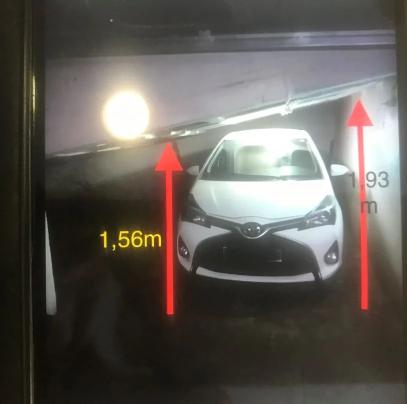 28 m² enclosed garage, San Jose
