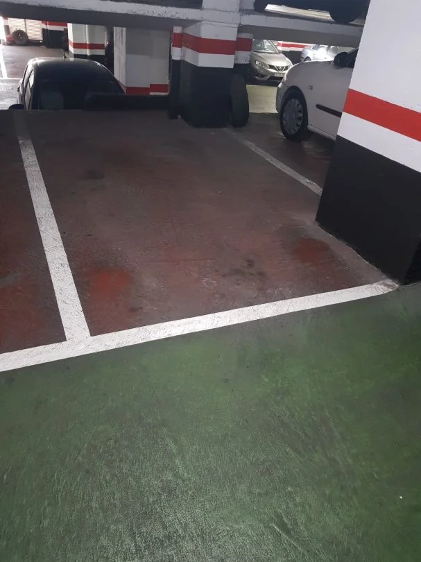 Garaje en Mazarredo para coche mediano