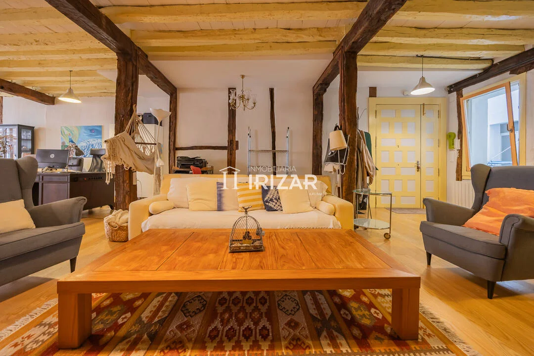 Piso histórico en Bilbao con 3 habitaciones