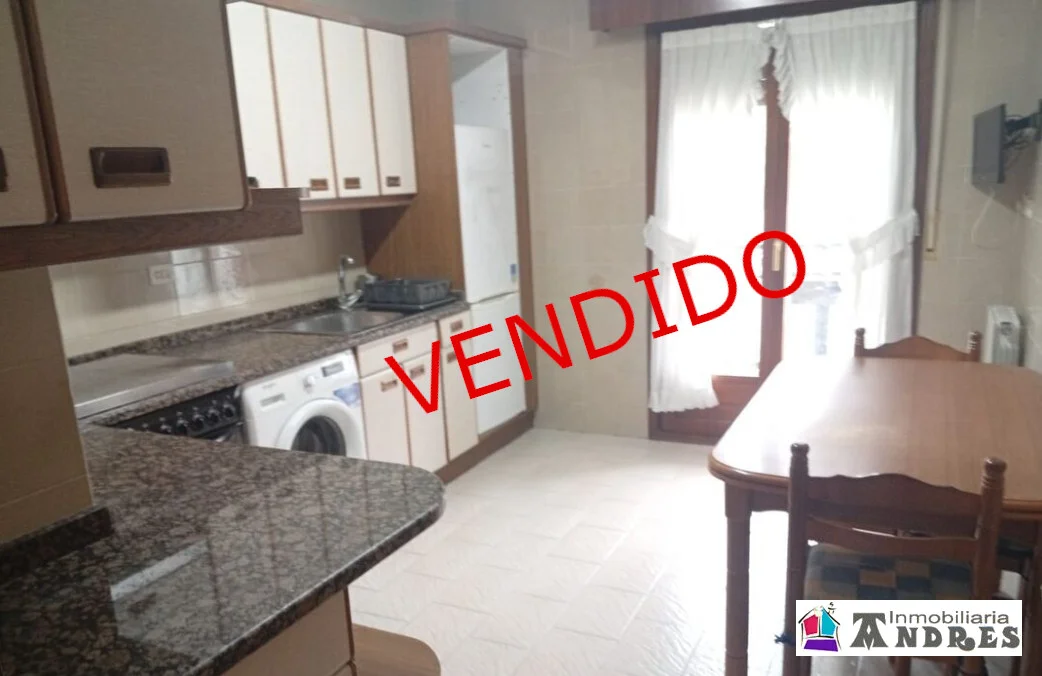 Piso en Bermeo con potencial de dúplex
