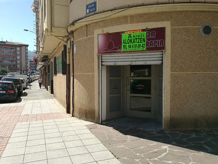 Bermeo commercial premises, 82 m², adaptable