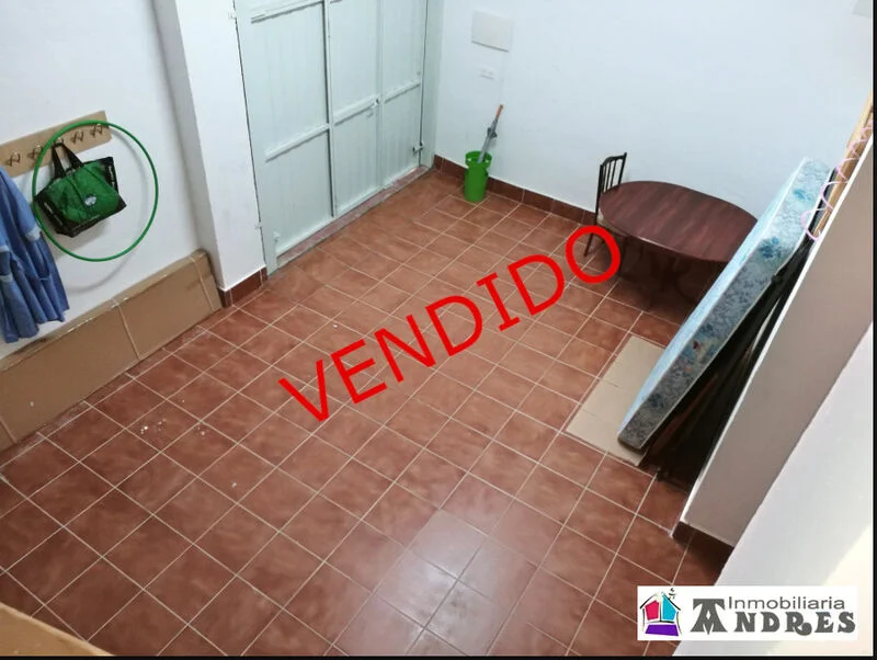 Spacious Bermeo commercial unit, 70 m²