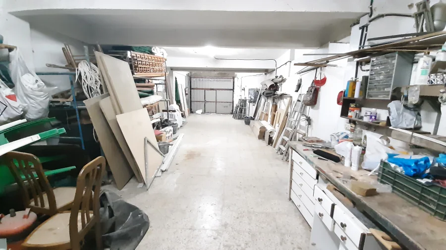 Versatile commercial unit, 77 m²