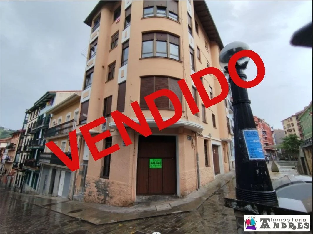 Commercial premises in Bermeo old quarter