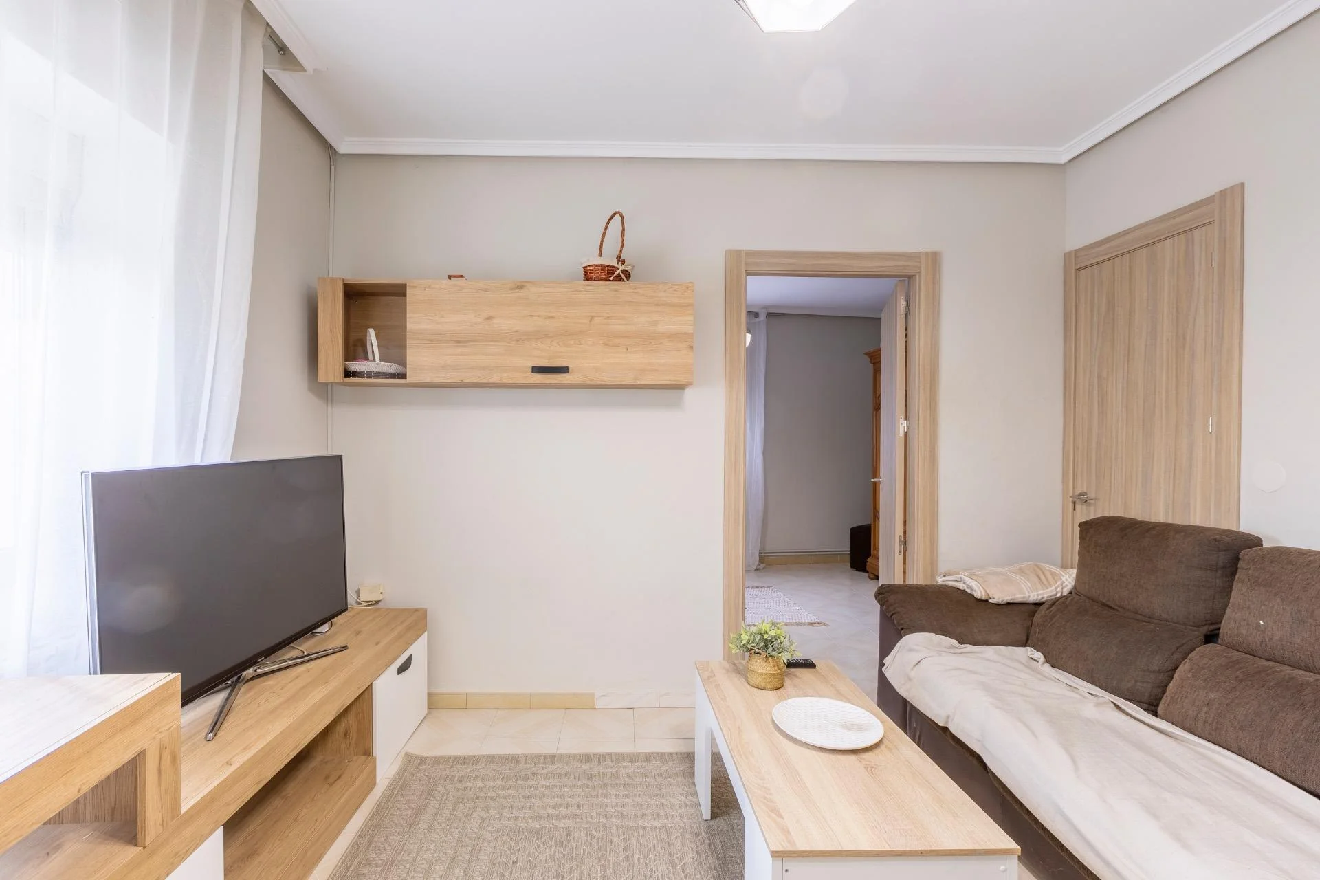 Casa reformada de pueblo con cinco habitaciones
