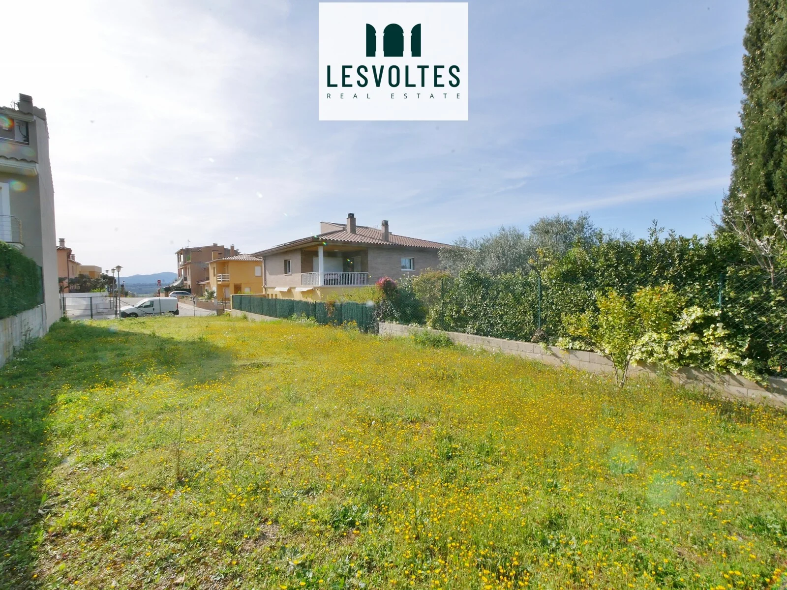 Parcela edificable en Forallac de 537 m²