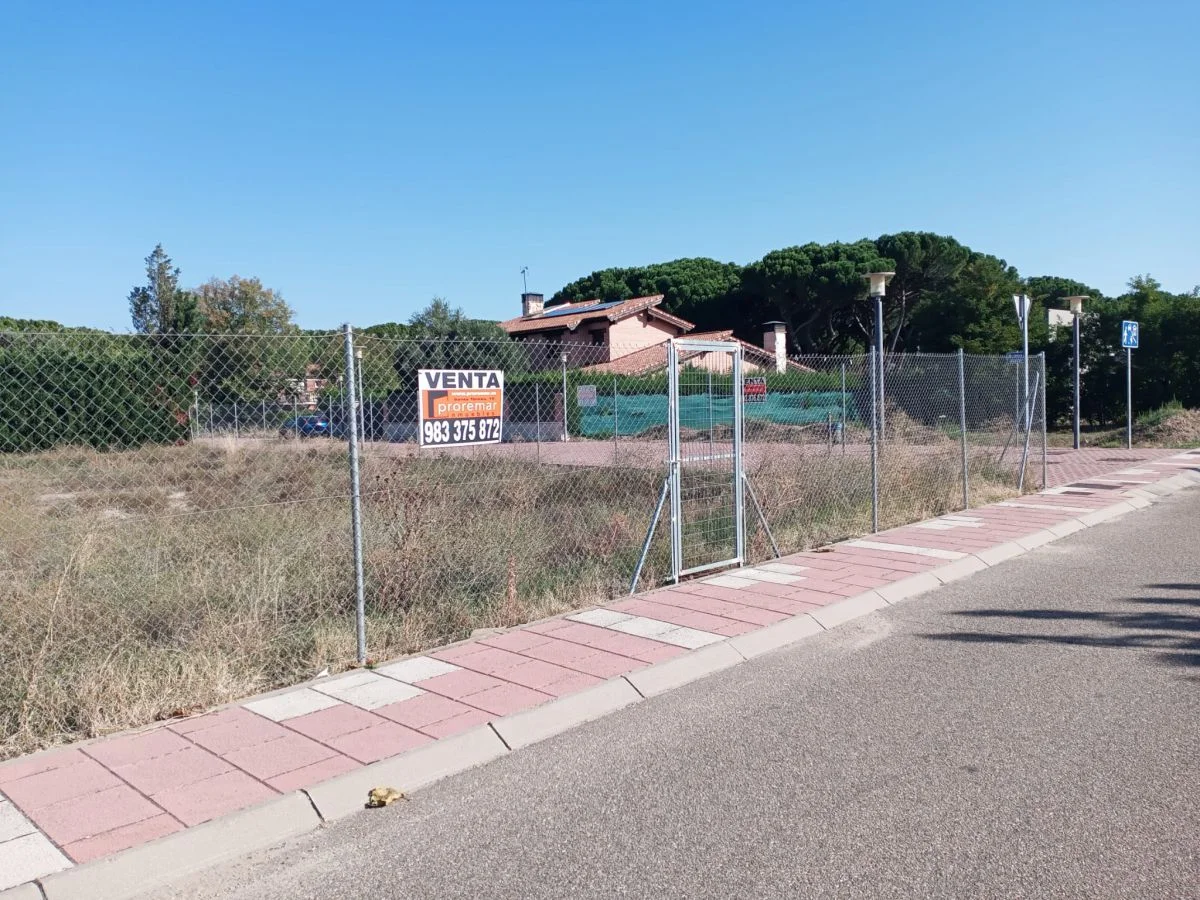 Urban plot with licensed project