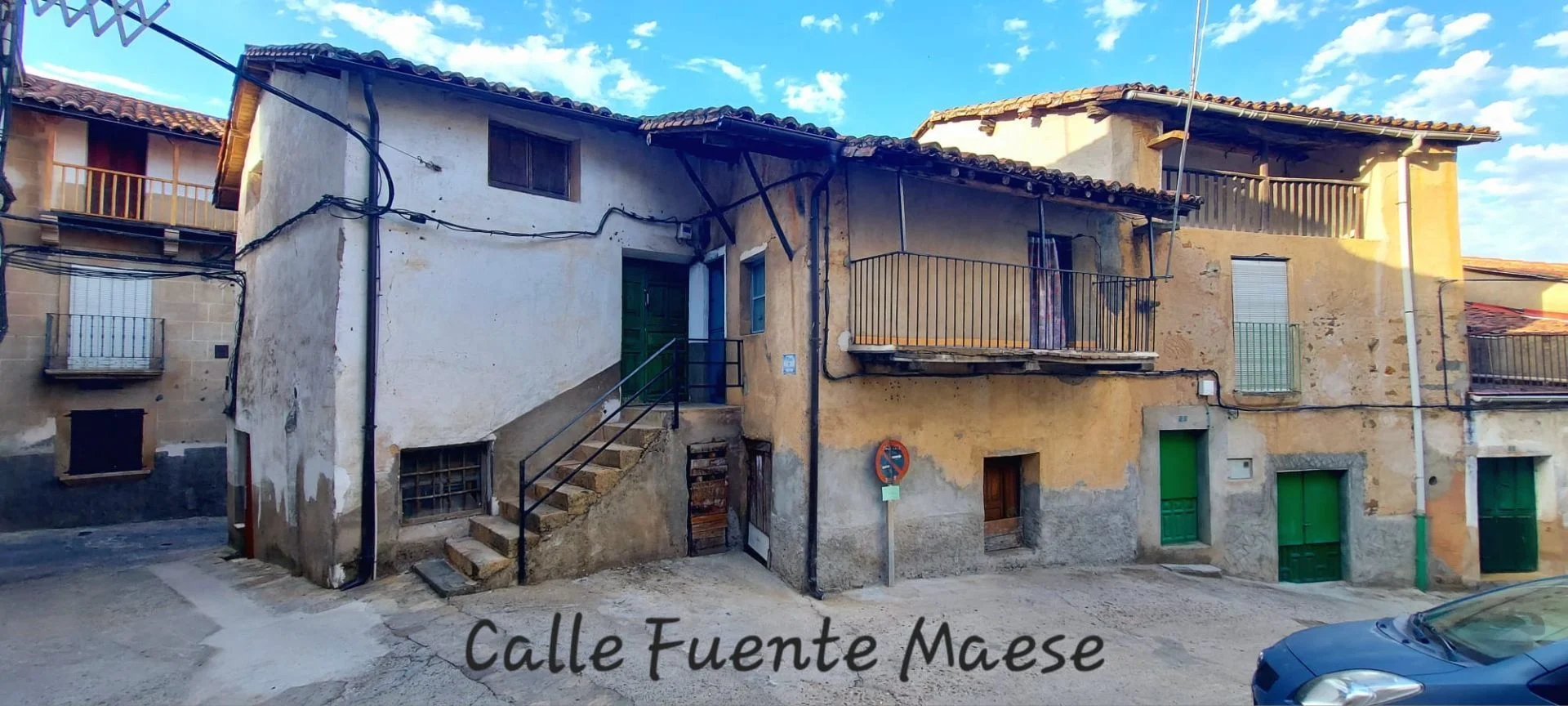 Three-floor village house with garage