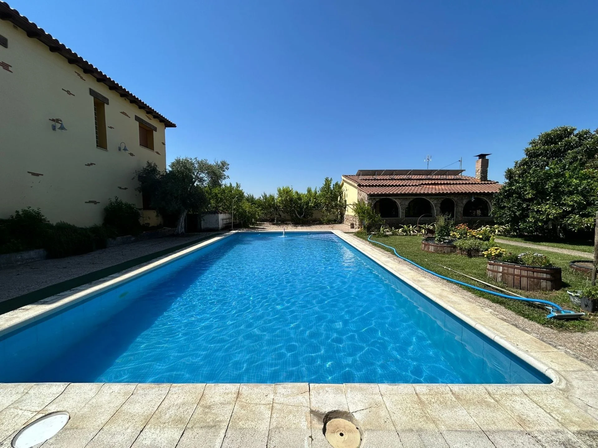 Chalet estate with guest house