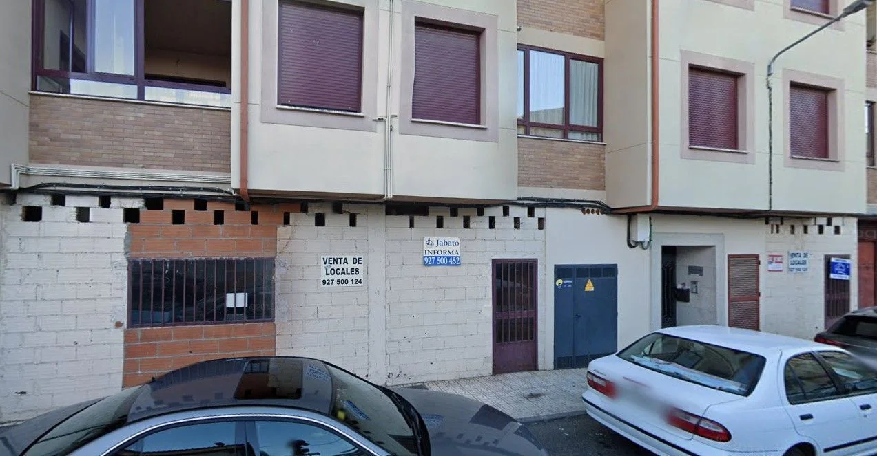 Commercial premises in Coria, 430 m²