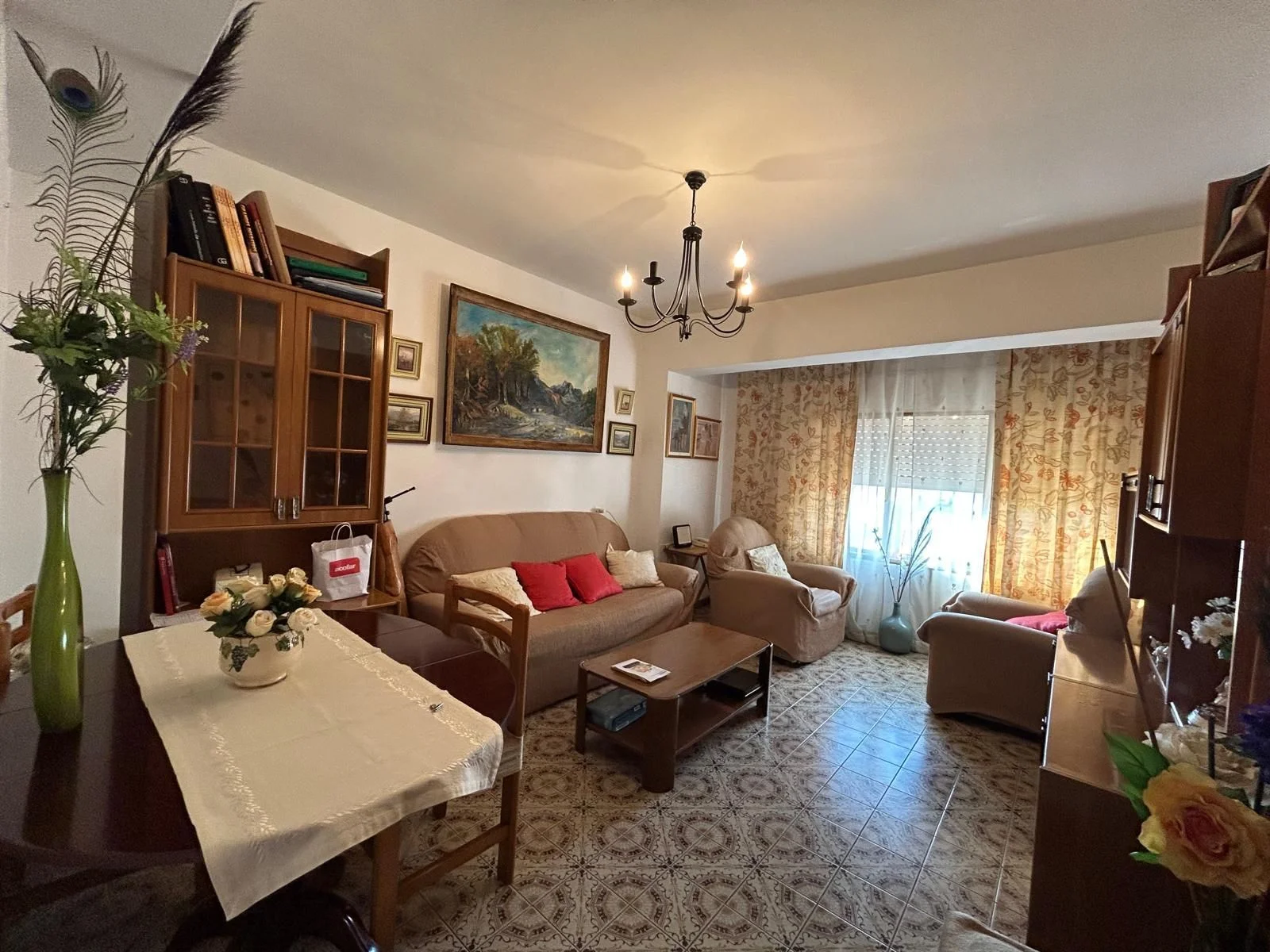 Moraleja property with three-car garage