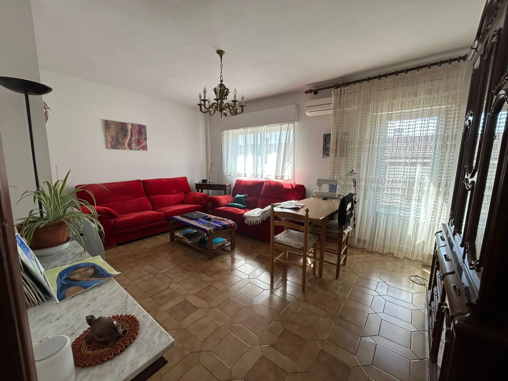 Exterior four-bedroom flat in Hoyos