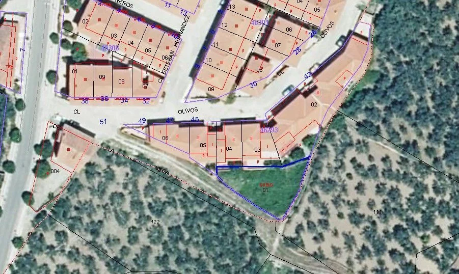 Developable 311 m² plot in Acebo