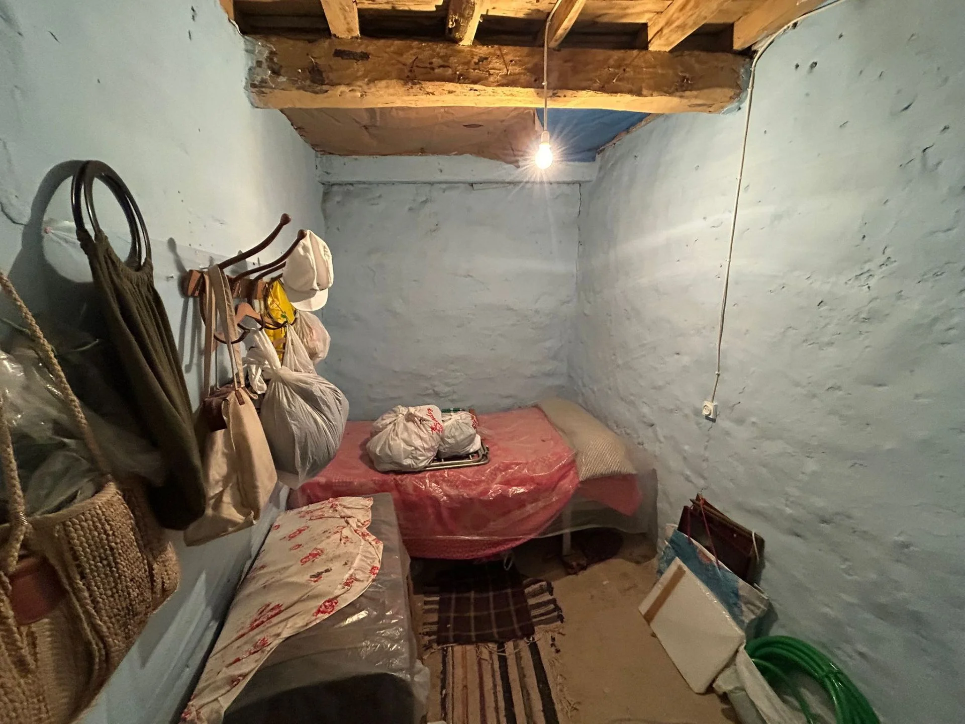 Central Hoyos one-bedroom renovation