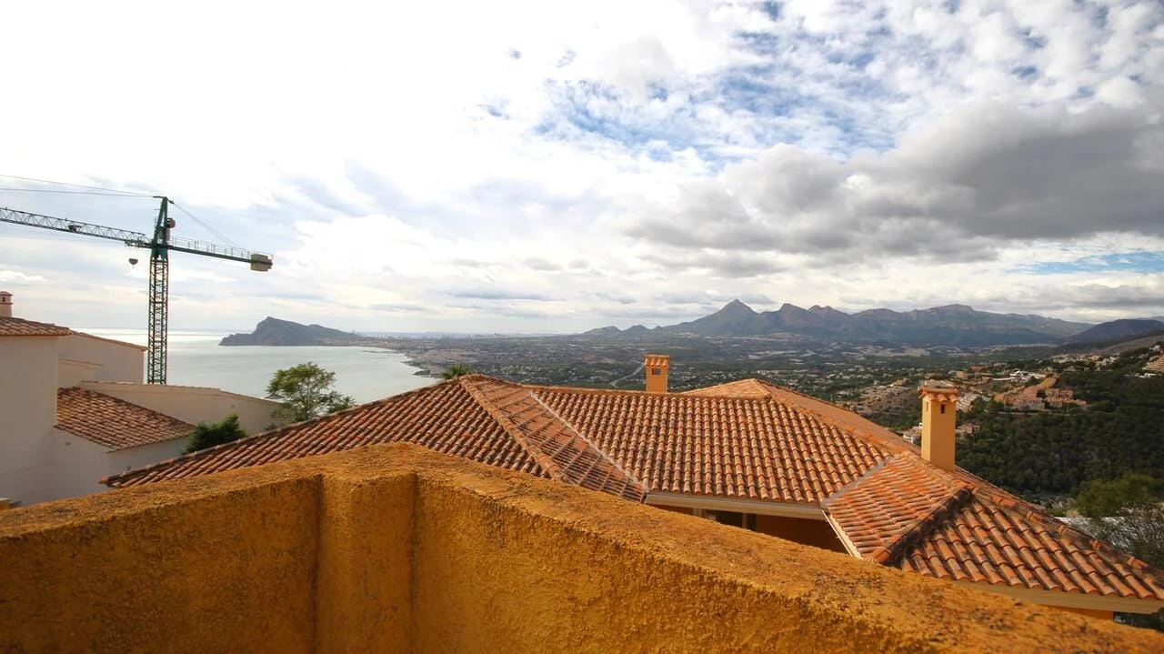 Altea villa with 452 m² and five rooms